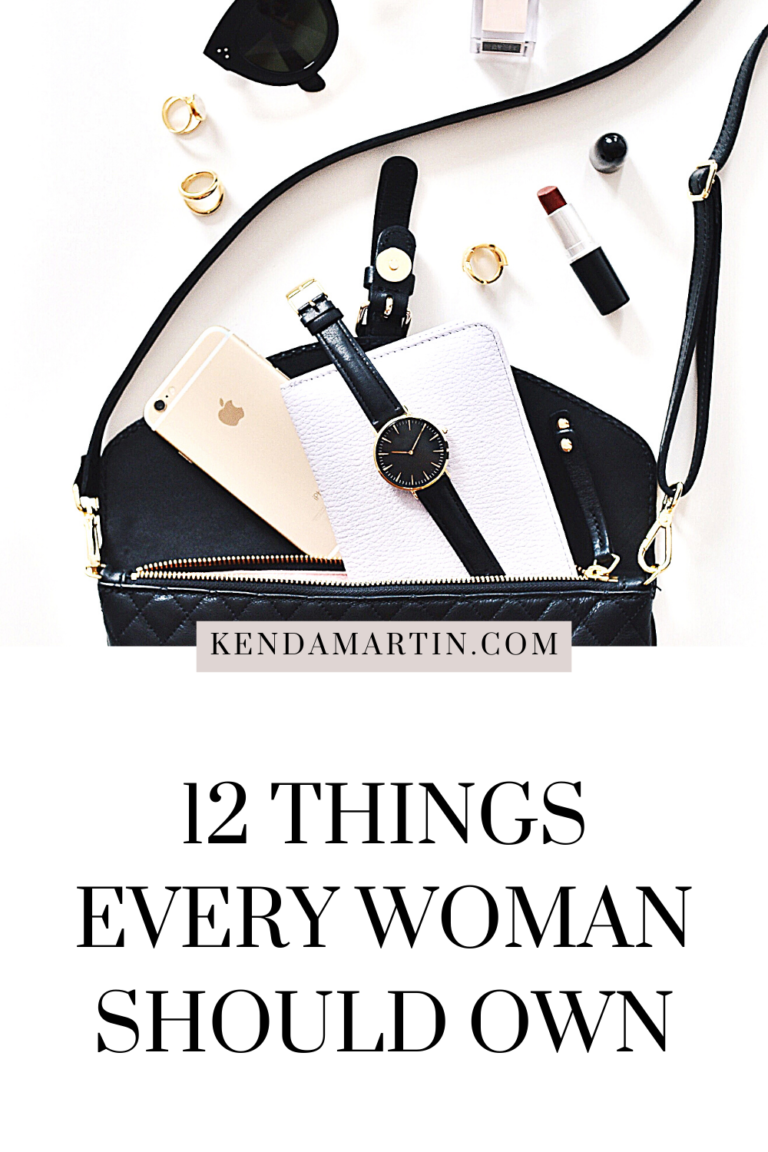 12 THINGS EVERY WOMAN SHOULD OWN